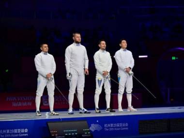 Фехтовальщики Казахстана завоевали историческую лицензию на Олимпиаду в Париже