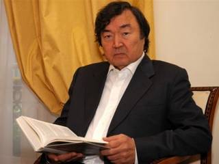 Олжас Сулейменов стал почетным гражданином Павлодарской области