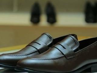«Я думаю, что продажи возрастут», - директор обувной фабрики после покупки обуви К. Токаевым