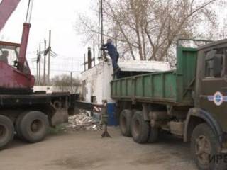 В Павлодаре сносят незаконные киоски