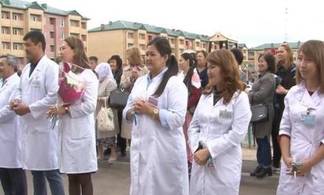 28 врачей, а также многодетные семьи отметили новоселье в Экибастузе