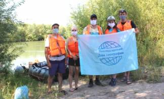 Семь мешков мусора собрали участники сплава по Иртышу за два дня