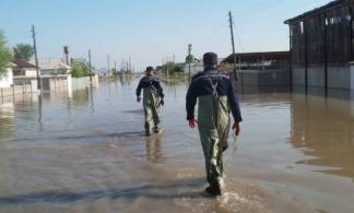 Затопленные поселки в Туркестанской области предложили перенести