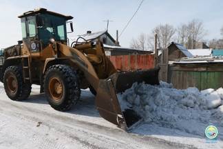 С одного из самых подтопляемых микрорайонов Павлодара вывезли 12 тысяч тонн снега
