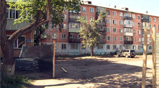 Жители Павлодара добились приостановки строительства кафе под окнами жилого дома
