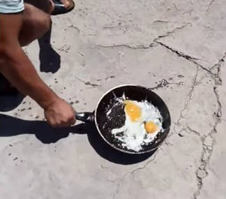 Жара в Шымкенте: яичницу можно пожарить на бетоне