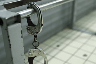 Трех полицейских из Алакольского РОВД суд признал виновными в пытках задержанного