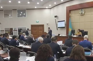 Депутаты Мажилиса внесли корректировку в трехлетний бюджет