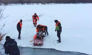 Рыбак провалился под лёд в Павлодаре