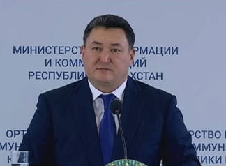 Аким Павлодарской области пообещал землю всем переселенцам с юга