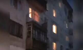 Женщина разбилась насмерть, упав с пятого этажа в Павлодаре