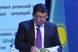 Канат Бозумбаев пообещал избавить Казахстан от топливной зависимости