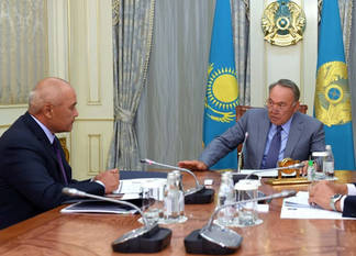 Н.Назарбаев провел встречу с председателем правления «Самрук-Қазына» У.Шукеевым