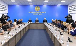 Токаев заявил, что строительство АЭС не начнется без учета мнения казахстанцев