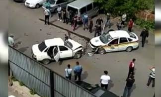 Машину инкассаторов ограбили в Караганде