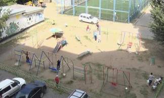 Порядка 30 детских площадок в границах улиц Чокина-Толстого, Астана-Катаева обновили