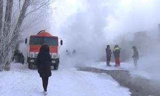 Крупная коммунальная авария произошла в 30-градусный мороз по улице Малайсары Батыра