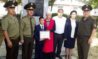 11-летний мальчик спас упавшего в септик ребенка в Туркестанской области