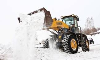 77,5 тысяч тон снега вывезли на полигон коммунальщики с начала зимы