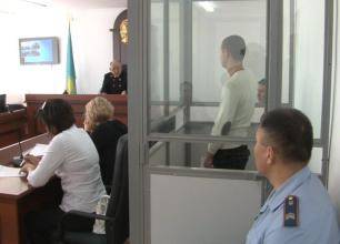 17-летний подозреваемый в убийстве матери и отчима предстал перед судом в Павлодаре