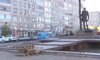 Реконструкцию фонтана возле памятника С. Торайгырову продлили до конца октября
