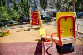 Абы как или на совесть: сорваны сроки конкурса на строительство детских площадок