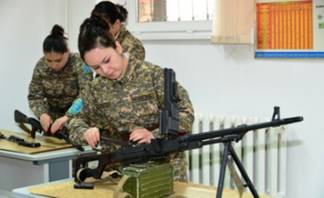 По инициативе Министерства обороны РК во всех гражданских высших учебных заведениях открыты специальности на военных кафедрах для студенток