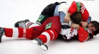 Два павлодарских тренера по хоккею подрались на глазах у детей