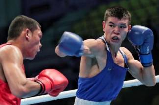 Два казахстанских боксера прошли первый круг ЧМ