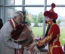 Назарбаева пригласили посетить Индию