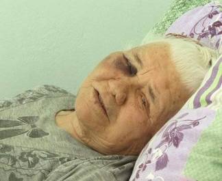 Пожилую женщину избили в Павлодаре