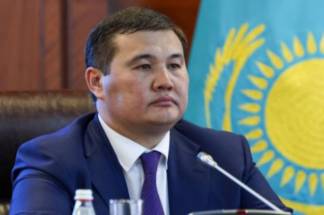Казахстанцы требуют увольнения акима, отметившего свадьбу сына за 265 миллионов