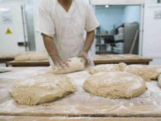 Хлеб подорожал. Муку из стабилизационного фонда пекарням Шымкента продавали дороже, чем на рынках