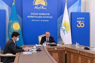 Назарбаев рассказал о вызовах, стоящих перед страной