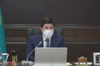 Организовать более конструктивную работу с общественностью потребовал аким Павлодарской области