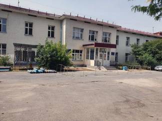 Открытым по соседству ковидным центром возмущены жители Шымкента
