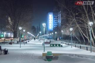 В Павлодаре запустили номер Whatsapp для приема жалоб на освещение