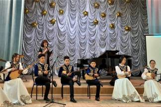 Юные музыканты Павлодара в летние каникулы устраивают концерты