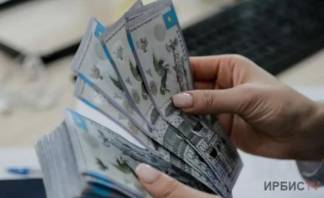 Зарплату руководителей областных управлений и городских отделов озвучили в Павлодаре