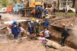 Завершить ремонт на водо- и тепломагистралях до конца сентября обязали монополистов в Павлодаре